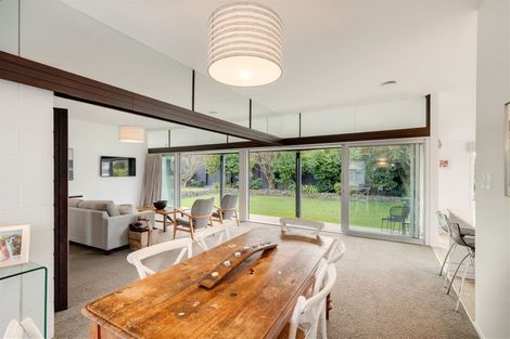 Photo of property in 2 Rutherglen Avenue, Ilam, Christchurch, 8041