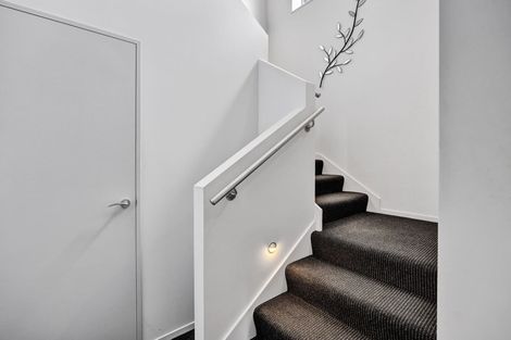 Photo of property in 188 Heta Road, Highlands Park, New Plymouth, 4312