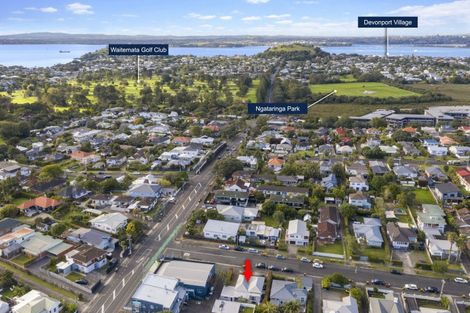 Photo of property in 2 Kawerau Avenue, Devonport, Auckland, 0624