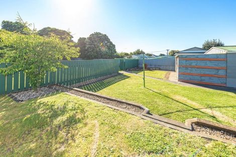 Photo of property in 2 Kotuku Street, Castlecliff, Whanganui, 4501