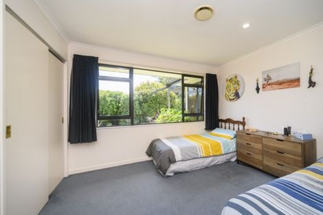 Photo of property in 12 Austin Place, Awapuni, Palmerston North, 4412