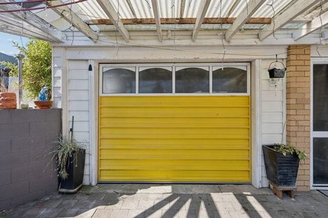 Photo of property in 16 Meadows Lane, Huntly, 3700