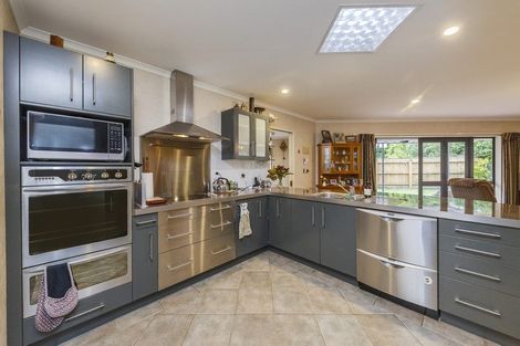 Photo of property in 5 Pastoral Lane, Hokowhitu, Palmerston North, 4410