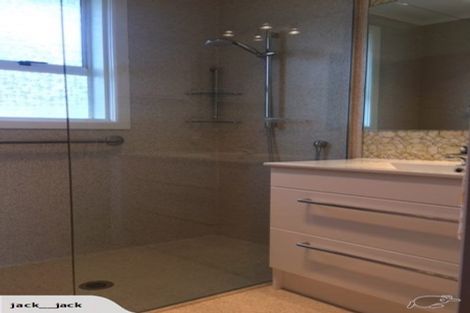 Photo of property in 36 Mclean Street, Strandon, New Plymouth, 4312