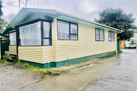 Photo of property in 11a Woodvale Road, Glen Eden, Auckland, 0602