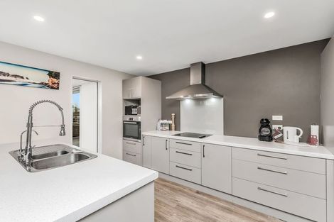 Photo of property in 30 Burnham School Road, Rolleston, 7614