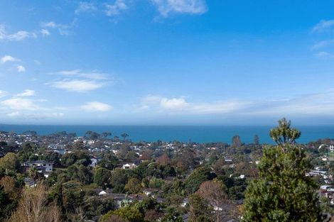 Photo of property in 897 East Coast Road, Northcross, Auckland, 0632
