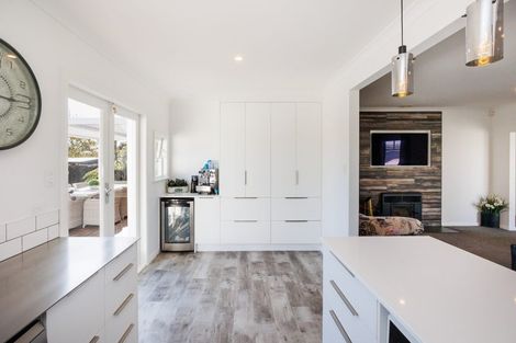 Photo of property in 30 Lincoln Terrace, Hokowhitu, Palmerston North, 4410