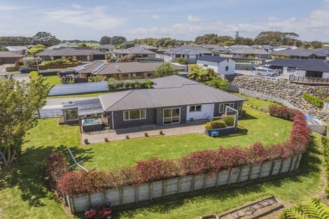 Photo of property in 28a Jules Crescent, Bell Block, New Plymouth, 4312
