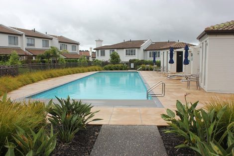 Photo of property in Point Ridge, 8/130f Gills Road, Albany Heights, Auckland, 0632