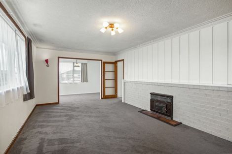 Photo of property in 11 West Hoe Road, Orewa, 0931