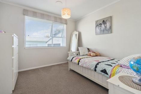 Photo of property in 7 Redwood Drive, Massey, Auckland, 0614