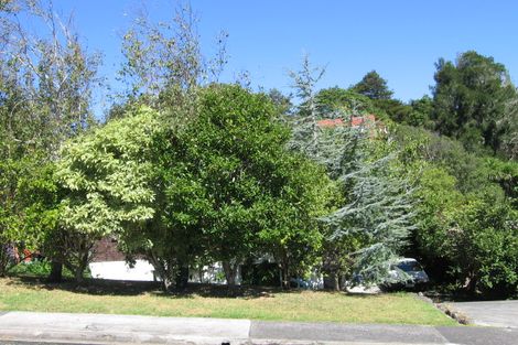 Photo of property in 4 Sispara Place, Beach Haven, Auckland, 0626