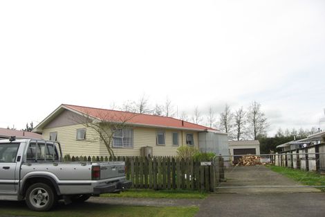 Photo of property in 12 Kauri Street, Inglewood, 4330