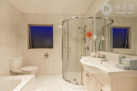 Photo of property in 1 Birchlands Road, Flat Bush, Auckland, 2019