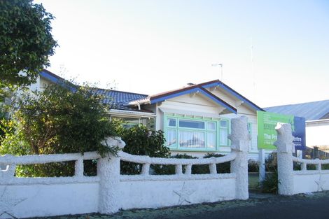 Photo of property in 3 Amesbury Street, Palmerston North, 4410