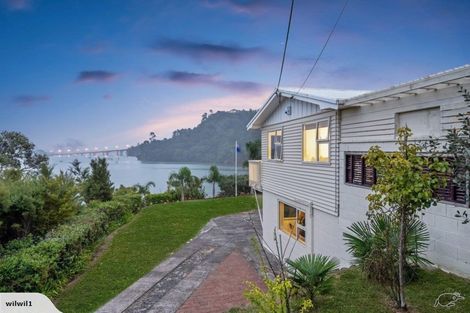 Photo of property in 36 Rambler Crescent, Beach Haven, Auckland, 0626