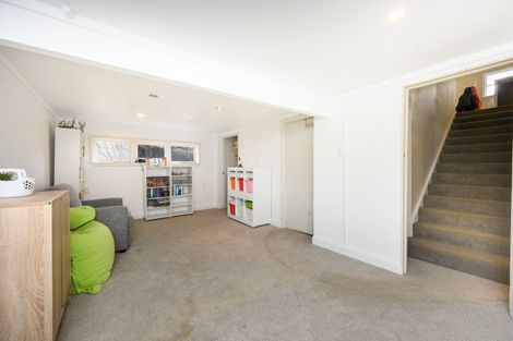 Photo of property in 12 Kent Crescent, Awapuni, Palmerston North, 4412