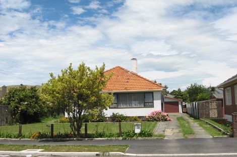 Photo of property in 32 Glenroy Street, Woolston, Christchurch, 8062