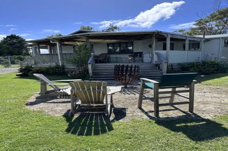 Photo of property in 29 Gillies Crescent, Waimarama, Havelock North, 4294