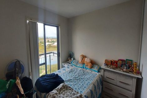 Photo of property in 5g/17 Crown Lynn Place, New Lynn, Auckland, 0600