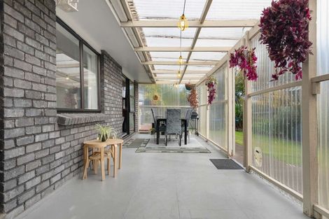 Photo of property in 15 Elmslie Place, Owhata, Rotorua, 3010