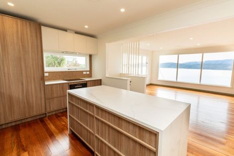 Photo of property in 71 Seatoun Heights Road, Seatoun, Wellington, 6022