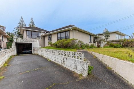Photo of property in 76 Matai Street, Castlecliff, Whanganui, 4501