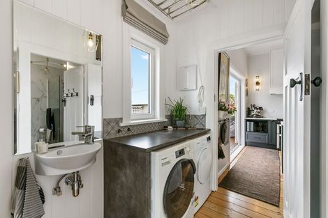 Photo of property in 54 Rangatira Road, Beach Haven, Auckland, 0626