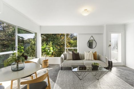 Photo of property in 1/12 Paruru Avenue, Northcote, Auckland, 0627