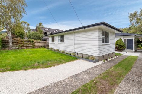 Photo of property in 32 Field Street, Silverstream, Upper Hutt, 5019