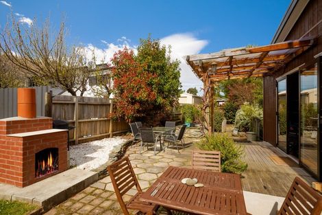 Photo of property in 129 Kent Street, Kingston, Athol, 9793