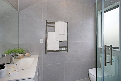 Photo of property in 19 Mellsop Avenue, Waiuku, 2123