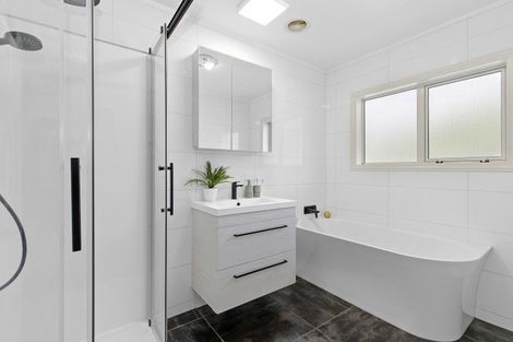 Photo of property in 85 Emerald Hill Drive, Birchville, Upper Hutt, 5018