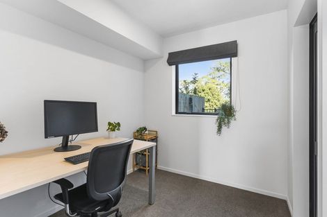 Photo of property in 6/7 South Pacific Place, Henderson, Auckland, 0612