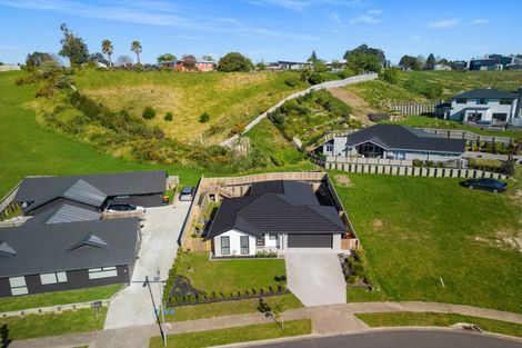 Photo of property in 83 Whakaturou Crescent, Pyes Pa, Tauranga, 3112