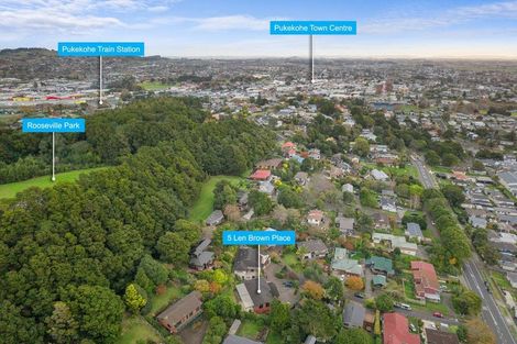 Photo of property in 5 Len Brown Place, Pukekohe, 2120