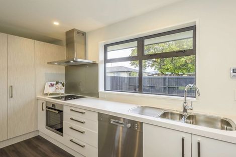 Photo of property in 1/7 Arosa Place, Parklands, Christchurch, 8083
