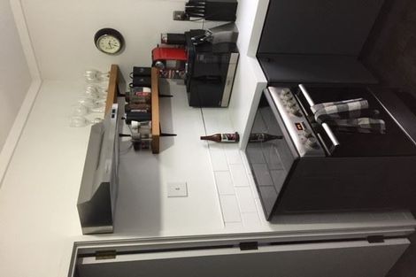 Photo of property in 33 Vagues Road, Northcote, Christchurch, 8052