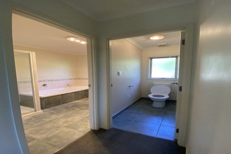 Photo of property in 25 Totara Views Drive, Red Beach, 0932