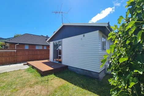 Photo of property in 8a Elizabeth Avenue, Heretaunga, Upper Hutt, 5018