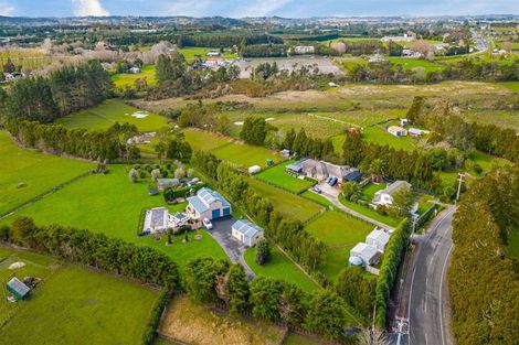 Photo of property in 278 Boord Crescent, Kumeu, 0891