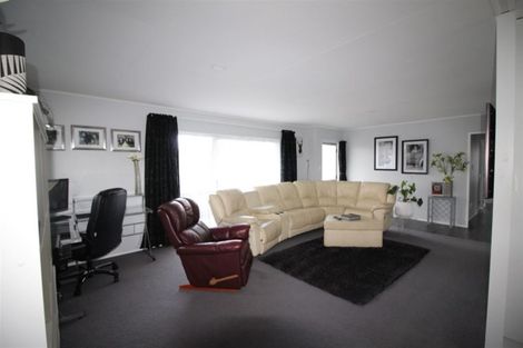 Photo of property in 14 Inman Avenue, Tokoroa, 3420