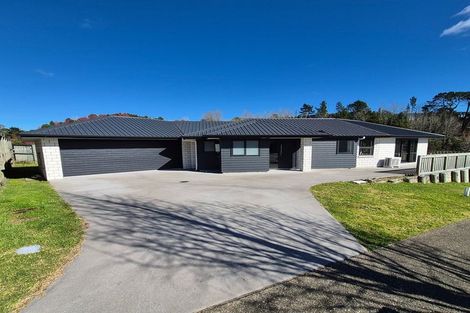 Photo of property in 310 Lakes Boulevard, Pyes Pa, Tauranga, 3112
