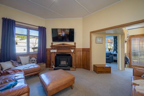 Photo of property in 4 Rentone Street, Stepneyville, Nelson, 7010