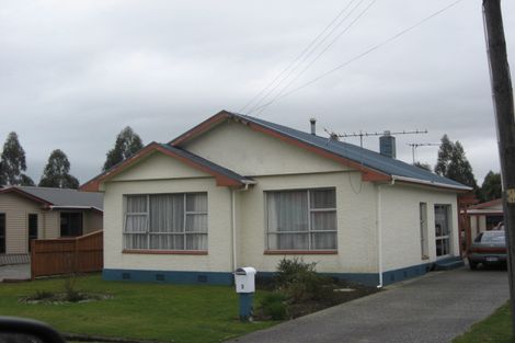 Photo of property in 4 Inverness Street, Dunollie, Runanga, 7803