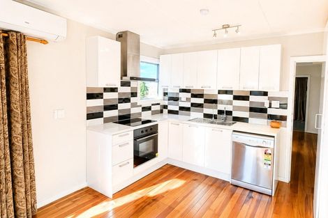 Photo of property in 50 Kotuku Street, Elsdon, Porirua, 5022