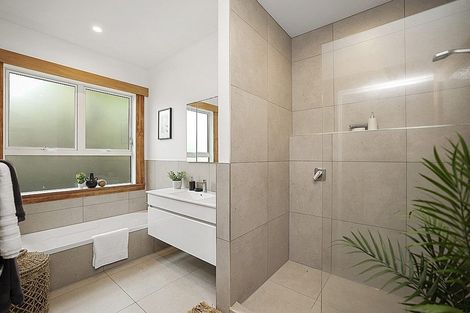 Photo of property in 37 Newton Street, Fitzroy, New Plymouth, 4312