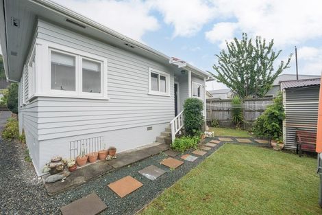 Photo of property in 114 Waimea Road, Nelson South, Nelson, 7010