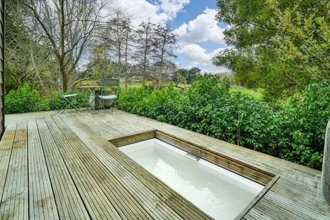 Photo of property in 2524 State Highway 2, Te Hauke, Hastings, 4174